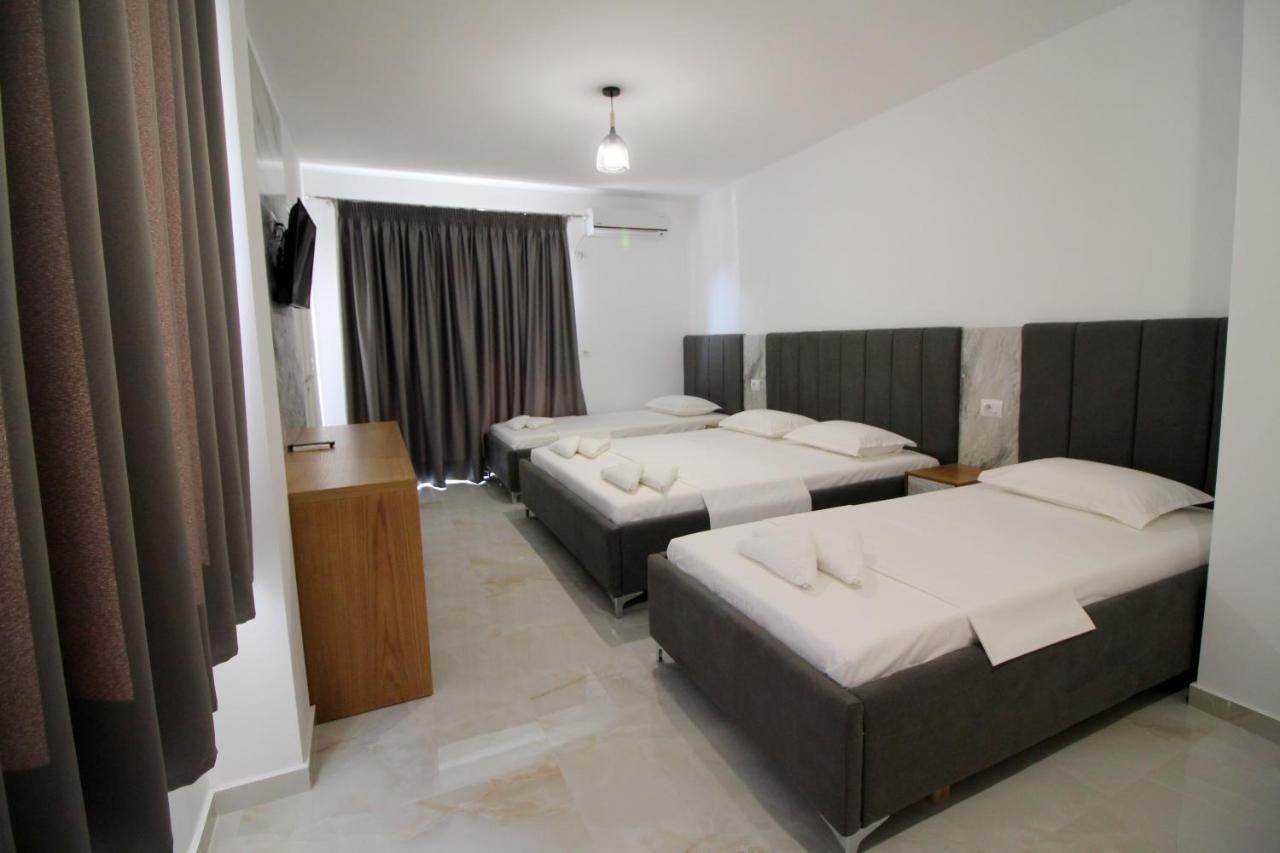 Hotel Four Islands Ksamil Eksteriør billede