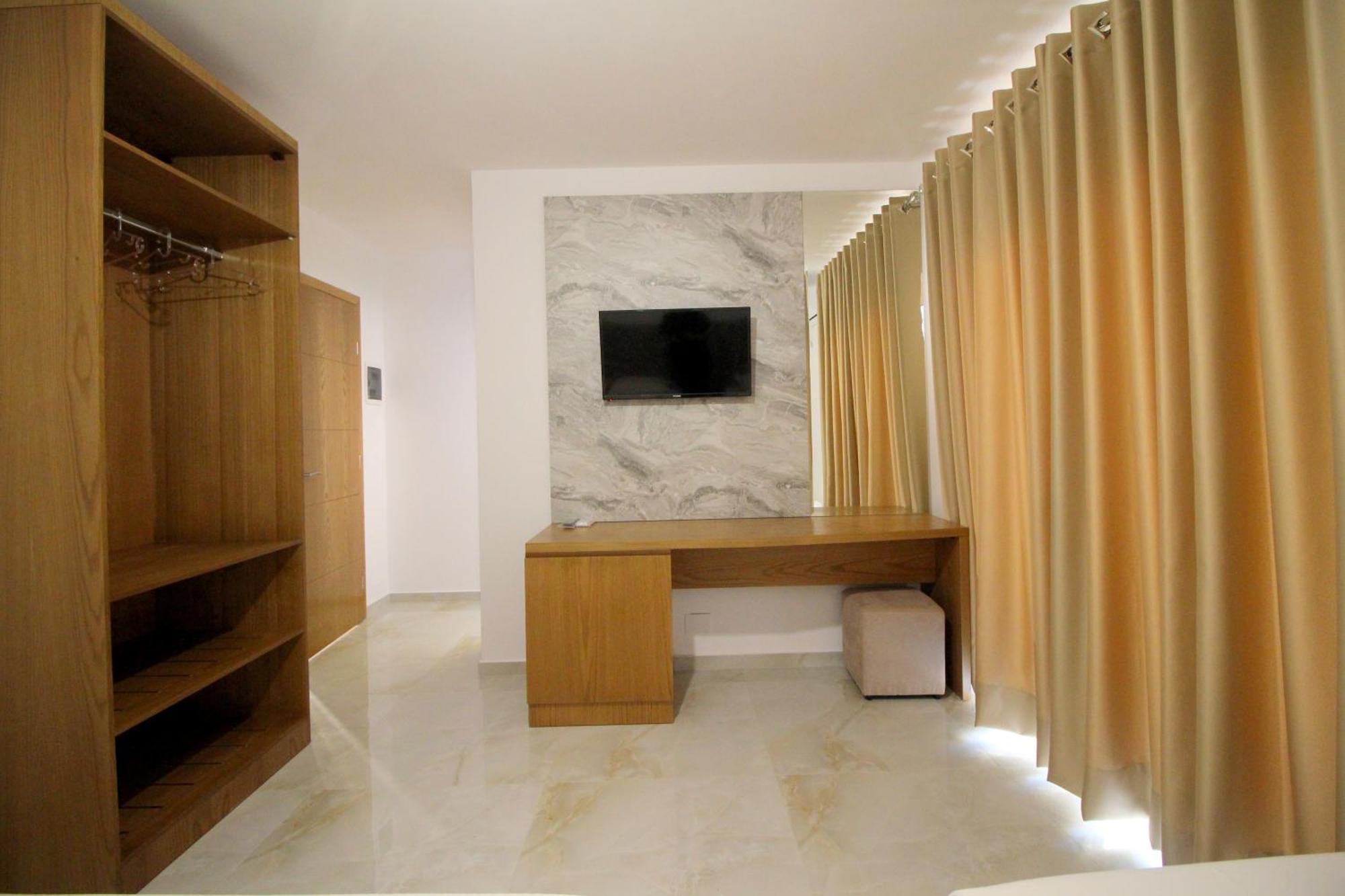 Hotel Four Islands Ksamil Eksteriør billede