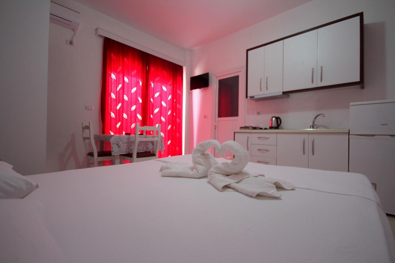 Hotel Four Islands Ksamil Eksteriør billede